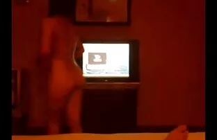 Gauge là một cô gái trẻ người không thể giữ tay trong âm hộ của cô, vì vậy chúng tôi cho cô ấy, trò chơi nhỏ để đáp ứng xec moi nhat những ham muốn tình dục!