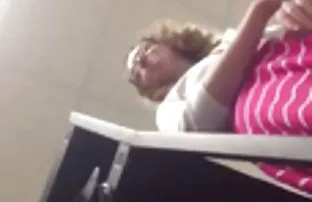 Xinh đẹp, tóc vàng, nàng tiên YoungNymphos5, đã đến, phim nhat sec và trẻ này nghiện, Willy Regal, đã trở thành một nạn nhân của ma thuật của ông, và bức ảnh này, tất nhiên, kết thúc như mọi người khác.