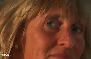 Hai bạn bè biết khá thời gian, và thậm chí nhiều hơn như vậy với bạn gái của họ, vì vậy nó là thời gian để vui lên, mang lại các mối phim sex nhat tron bo quan hệ gần gũi hơn giữa họ và sở thích. Nếu không có câu hỏi hơn nữa, các chàng trai sẽ giới thiệu người thân của họ và cho họ một bốn người swing nhóm để đáp ứng và hít thở cuộc sống mới vào các mối quan hệ. Các cô gái hỗ trợ ý tưởng, và họ đang có một thời gian tuyệt vời tối nay. Trong cái quần màu đỏ, váy có một da đen trắng trong bụng của cô, nhưng Brown trong gái cao bồi, có thể nhận được một kem.