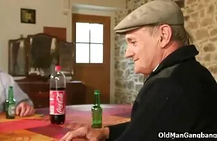 Hustler mỏng tóc vàng Paris Gables, một chút la hét đó nuốt chửng gần nửa lớn với cô hàm phim sex nhat ro net tung hết sức, tào lao