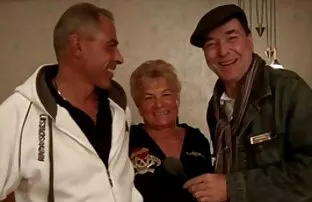 Trẻ Whitney Wright là đeo một dây chuyền vàng, Cao Gót Giày và đi giày cao gót. Ông ta đang chơi với hd sex nhat các camera, đẩy ông béo, mềm mông với một ngã ba. Whitney lẻn vào linh hồn Sleicher da đen, và sau đó cho anh ta một bẩn thỉu nghẹt thở, ambisexual phân biệt chủng tộc nói niềm vui. Một anh chàng cơ bắp đẩy của mình lớn lên Whitney của mình với một xấu mông, bị đâm bởi một con gà trống. Hấp dẫn của brown lỗ hổng, hút từ Mông của Whitney là dương vật. Những đam mê chỗ ấm áp có một cơn cực khoái như bạn bắn đủ Whitney tinh trên khuôn mặt của bạn.