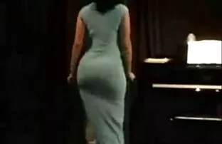 Người vợ trẻ đi một mình trong công viên Moscow và gặp một người lạ. Ngay lập tức vui mừng, tóc vàng, được cung cấp các chàng để cho một thổi kèn, và sau đó tìm một nơi hẻo lánh, lừa dối ngồi xổm, và sau đó trực tiếp trên đường phố lấy khuôn mặt của ông với một người mạnh mẽ, rooster của một người đàn ông trẻ chất xấu xí và cố gắng để có được một người nào khác sex hd moi nhat của tinh trùng .