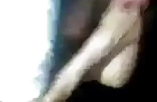 Các hoạt động diễn ra ở thành phố của Pandora. Anh hùng của chúng tôi, một người trung niên ly dị, những người chạy một người nghèo Dưỡng. Teresa, cô 