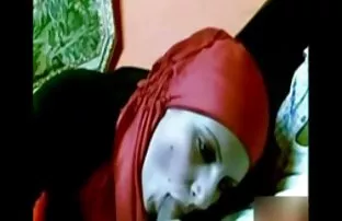 Mình cuộc phiêu lưu tình dục các người đàn ông trẻ quyết định bắn một camera ẩn vì ông đã đến thăm của mình, hàng xóm của vợ ngày hôm nay. Cô ấy đã thấy mệt mỏi vì chán ở nhà, tìm thấy một bộ xã hội của cô, âm rằng những phụ nữ trẻ đã được hạnh phúc để chết tiệt sau một sex nhật hay không che thổi công việc trên giường.