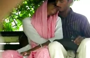 Người phụ nữ trẻ quyết định đặt hàng Lớn nhất thế giới Chơi ở một cửa hàng sex. Anh chỉ cảnh báo tôi một lần rằng ông một mình sẽ không thể thủ dâm vì anh ta là một trong những rất khó khăn. Khi rung tiếp cận phim sez nhât ban các cô gái, cô ấy đã gọi ba người bạn của cô dính một người khổng lồ không có thật lớn. Họ gần như đã phá vỡ một gái điếm trong nửa với mà dương vật.