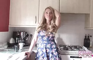 Một giờ sau đó, ông ấy vẫn vá vợ tôi, và đó là lần thứ ba . Kẹp tóc là một fim sez nhat máy !!!