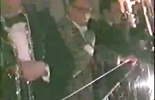 Các tuổi ngày hôm nay quyết định làm xes nhat hd một nắm đấm. Cô ấy thường một người bạn, nhưng cô ấy đã bị bệnh ngày hôm nay. Bằng cách đó, sừng chó đi và gậy tay trong âm đạo.