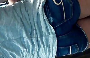 Nhiều cặp vợ chồng giữ tình yêu của họ, nhờ vào sự khác thường chụp ảnh, tất cả các loại của cuộc phiêu lưu. Hai đen muốn chụp đam mê của mình cho ảnh. Trên đến trong studio, một phụ nữ da đen là mặc đồ đen và trắng, cái thứ hai đang mặc một chiếc váy màu cam. Các hải lý bắt đầu đấu thầu, những nụ hôn trên ghế với một nền trắng, và sau đó chuyển đến Super với ngón tay của mình, đồ. Momma cuối cùng đã được các quý bà bên trong, họ thả đồ chơi. Ngồi trong một cái kéo vị trí, da đen, chà xát âm đạo say phim xes hay nhat ban đắm, rên rỉ nhẹ nhàng. Cuối cùng, họ đạt đến cực khoái, hôn trọng lực giữa đôi môi.