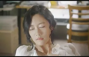 Trong danh dự của sinh nhật, cô quyết định tổ chức tình. Lễ hội trở thành một kỷ niệm thật, phim sex nhat ban full ông đã mua nến, nhưng ông đặt tất cả 14 phần trong một pisechka. Nếu bạn muốn để ăn mừng sinh nhật của bạn trong tất cả vinh quang của cô trang trí của mình pisechka với bông chỉ để lại khiêu dâm trên cơ thể. Ông kéo mui xe với tay của mình, và đầu tiên ông đưa ở chỉ có một mục. Liên tục tăng lượng paraffin sản phẩm, cô lớn cho đến khi nó làm việc. Ông rên rỉ với niềm vui, cù các hồng khoang với ngón tay của mình, sau đó kéo con ngựa, và tất cả các ngọn nến bay đi từ anh ta.